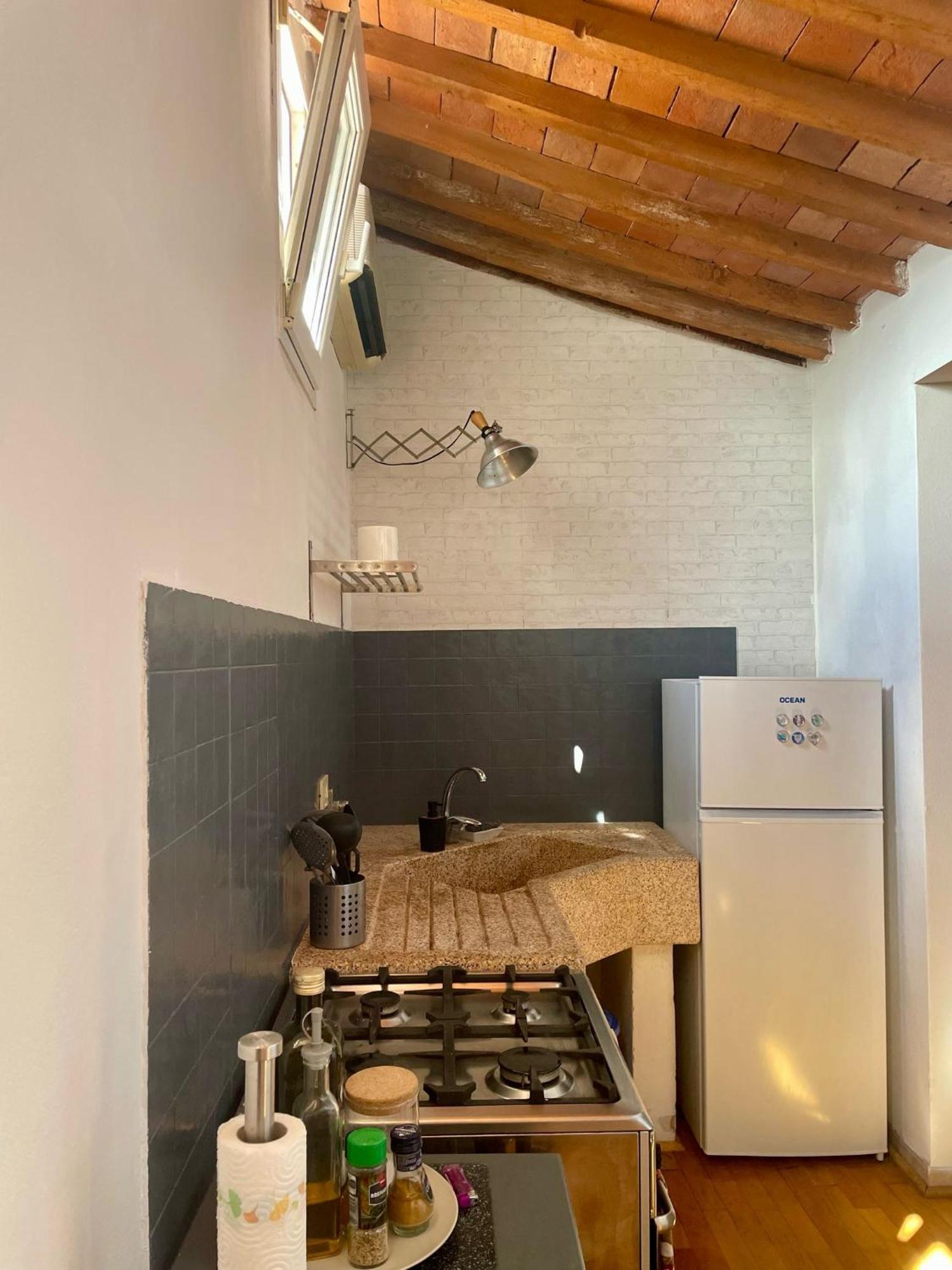Ferienwohnung Luminosa Mansarda Vicino Al Porto Livorno Exterior foto